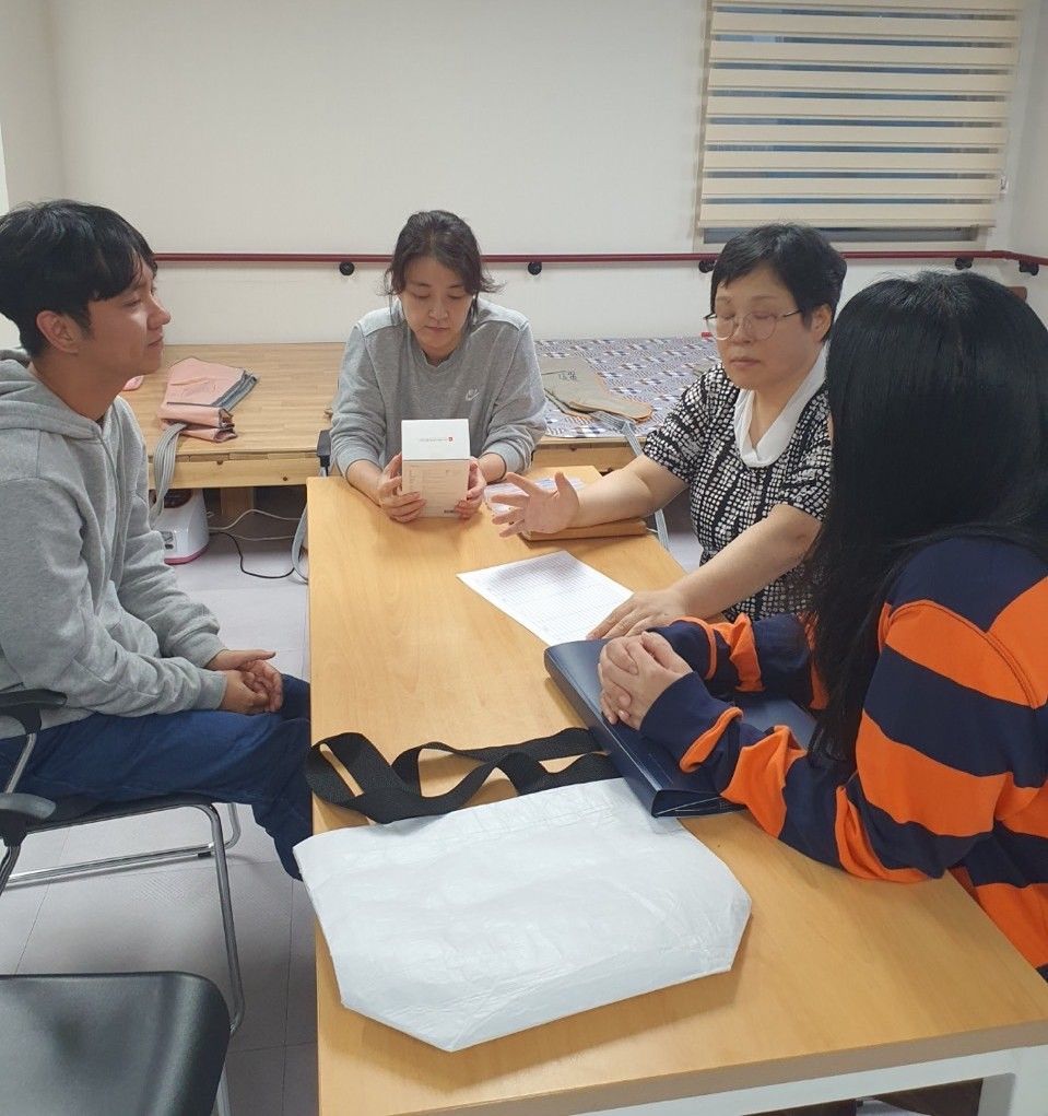 취업알선형 활동사진 3